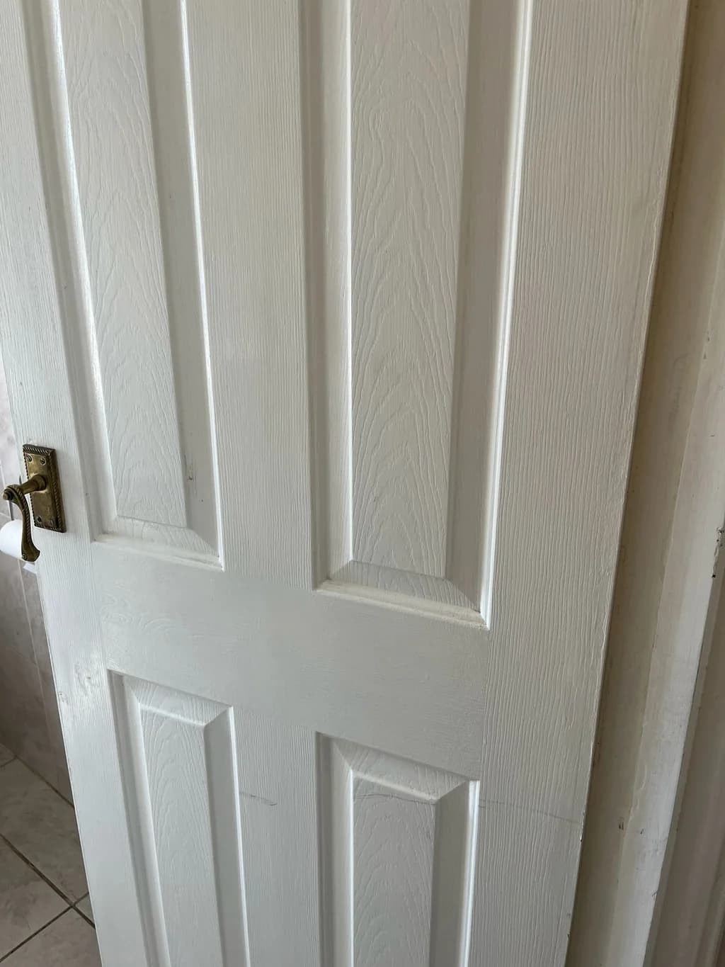 Internal door wiped clean of marks